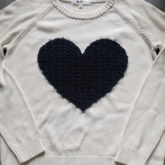 Ye Mak Sweaters - Ye Mak Heart Sweater Sz M
